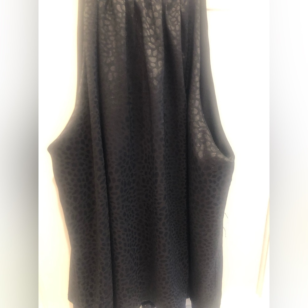 Black leopard print boutique tank size L